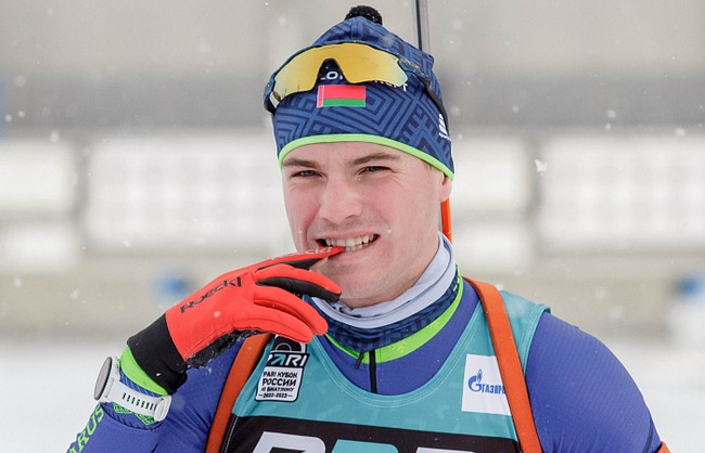 Белорус Лазовский стал вторым в масс-старте на Кубке России