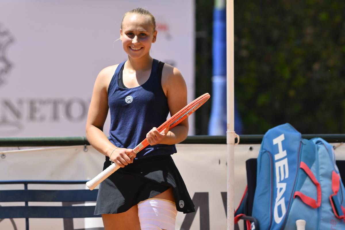 Дарья Астахова уступила в финале турнира ITF в Брисбене