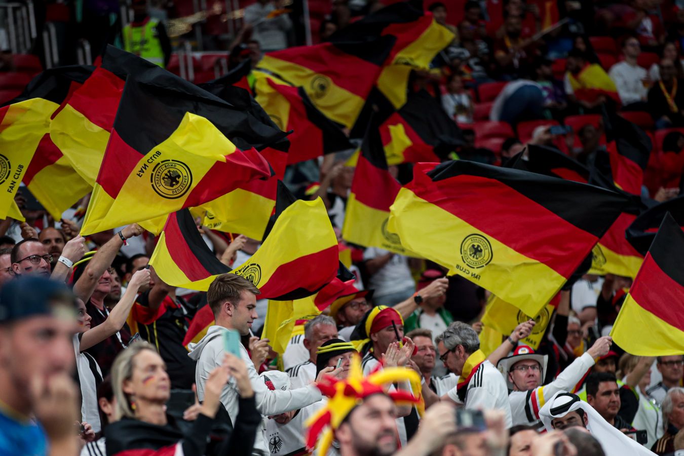 300 тысяч человек подписали петицию о переигровке матча Испания – Германия на Евро