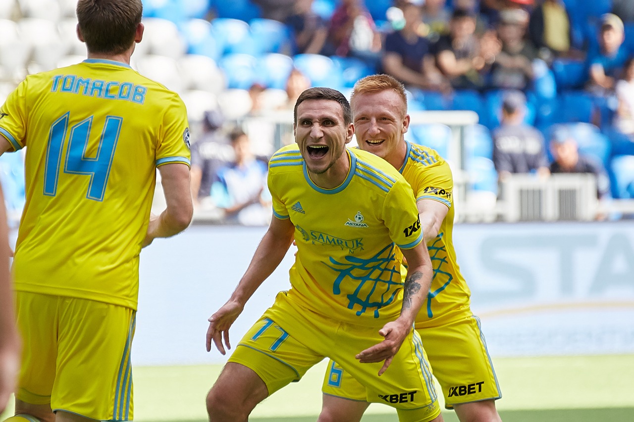 Прямые онлайн-трансляции Казахстанской футбольной премьер-лиги