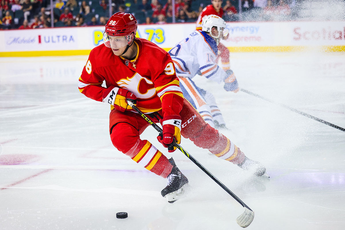 Илья Соловьёв набрал первое очко в НХЛ