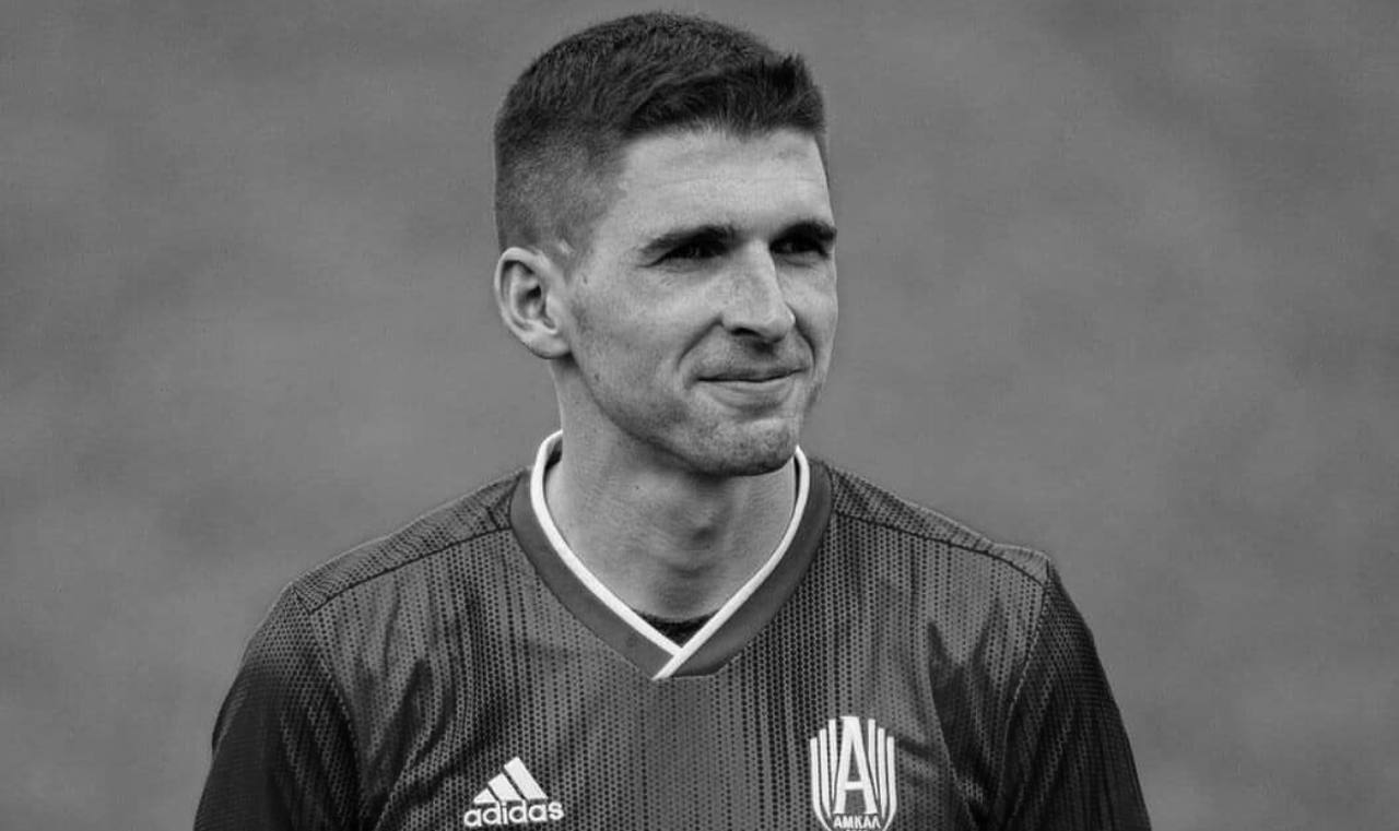 На 31-м году жизни умер блогер и футболист Никита Куриленко