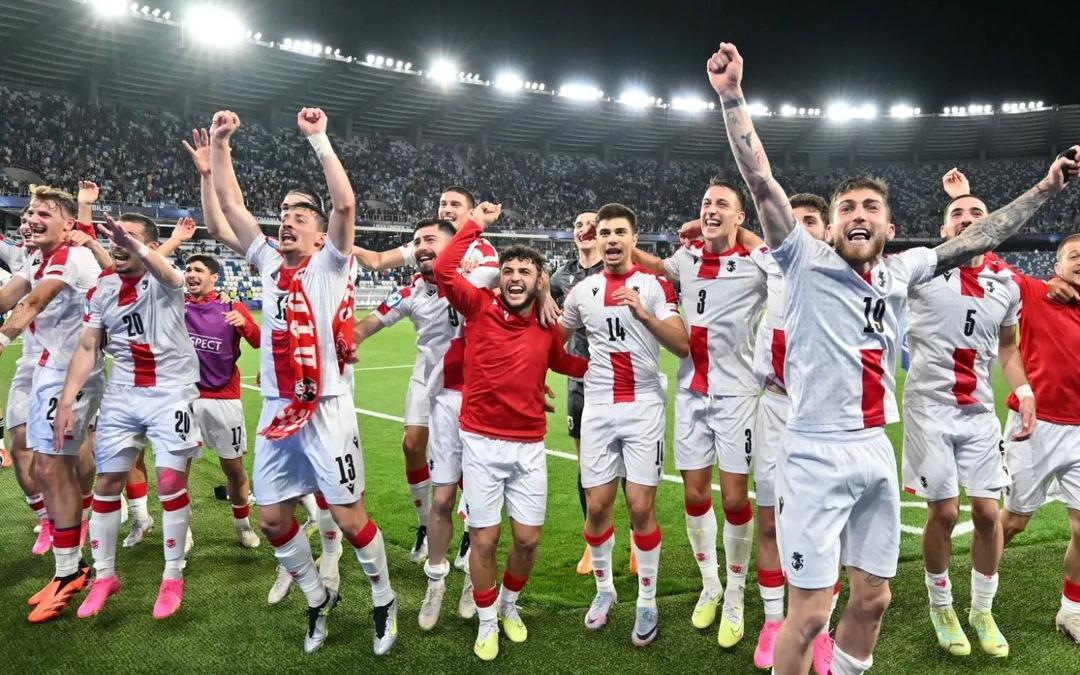 Сборная Грузии победила команду Люксембурга и вышла в финал квалификации на Евро-2024