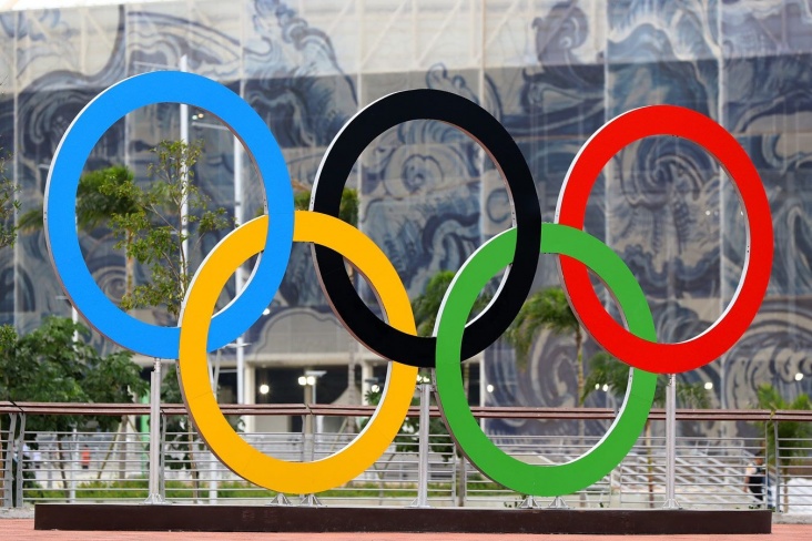 Тренировку триатлонистов на Олимпиаде отменили из-за грязной воды в Сене