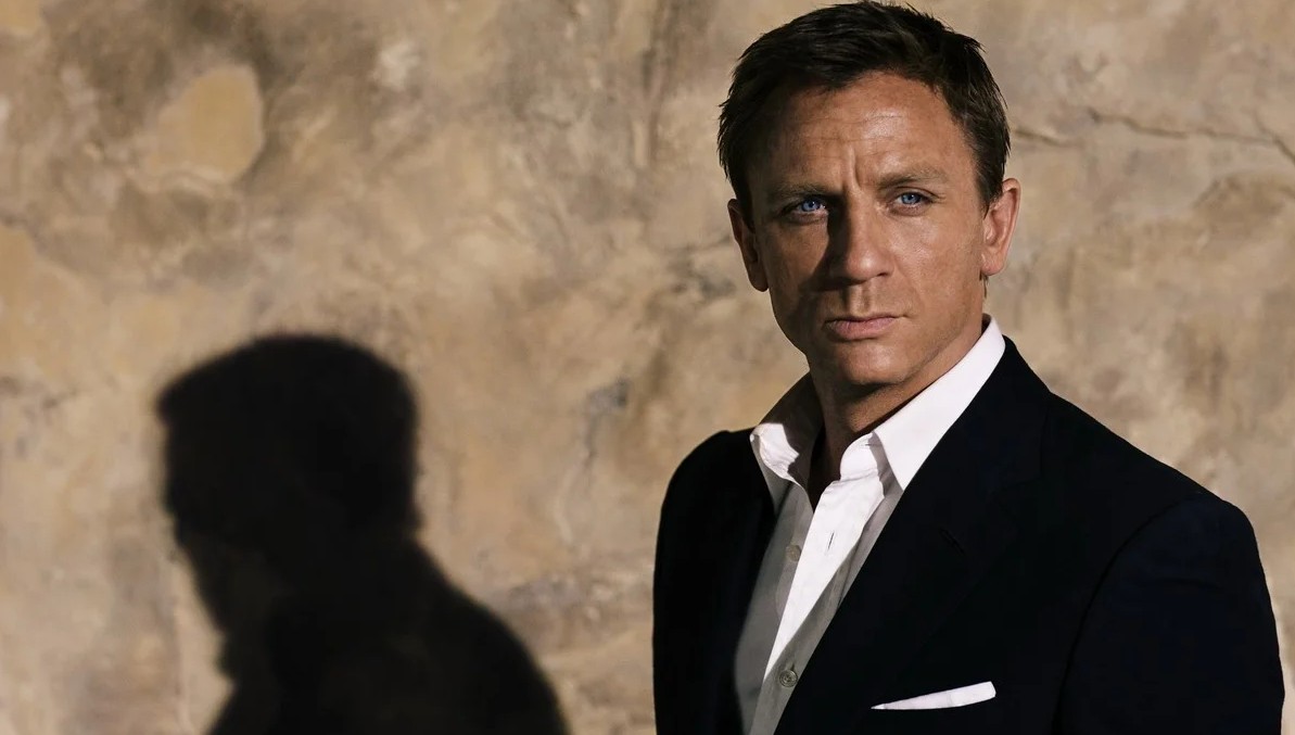Создатели саги об агенте 007 планируют заново создать Джеймса Бонда