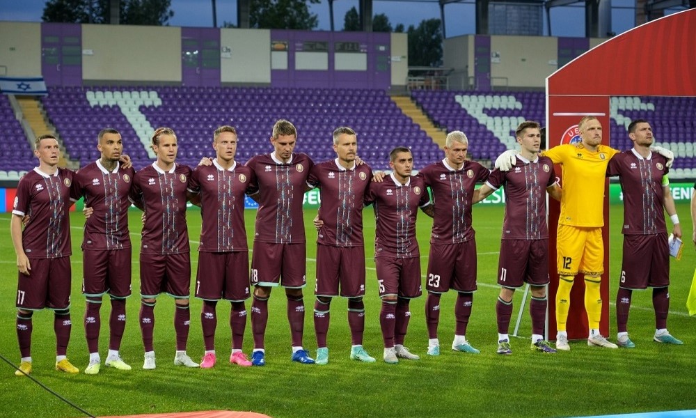 Кутузов: в сборной Беларуси не хватает кадров футбольных и руководящих