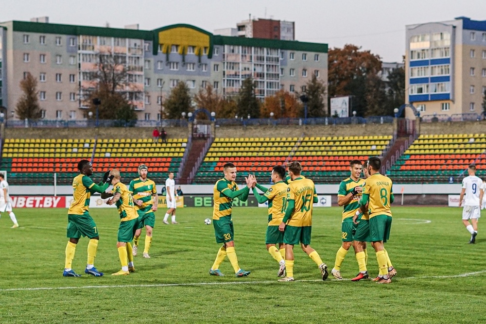 Гродненцы не проигрывают в пяти матчах кряду. Фото: ФК «Неман»