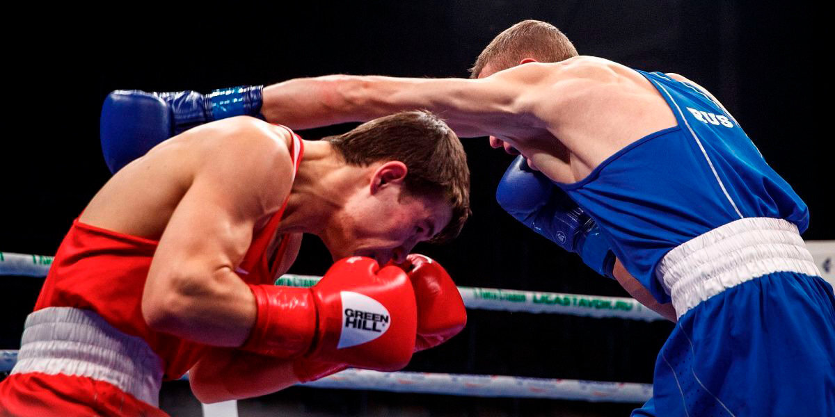 Белорус Румянцев выиграл бронзу юниорского ЧМ по боксу