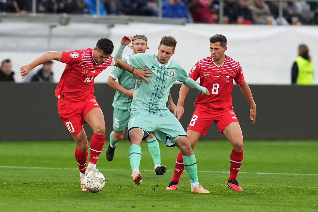 Сборная Беларуси сыграла вничью со Швейцарией, упустив победу в концовке встречи
