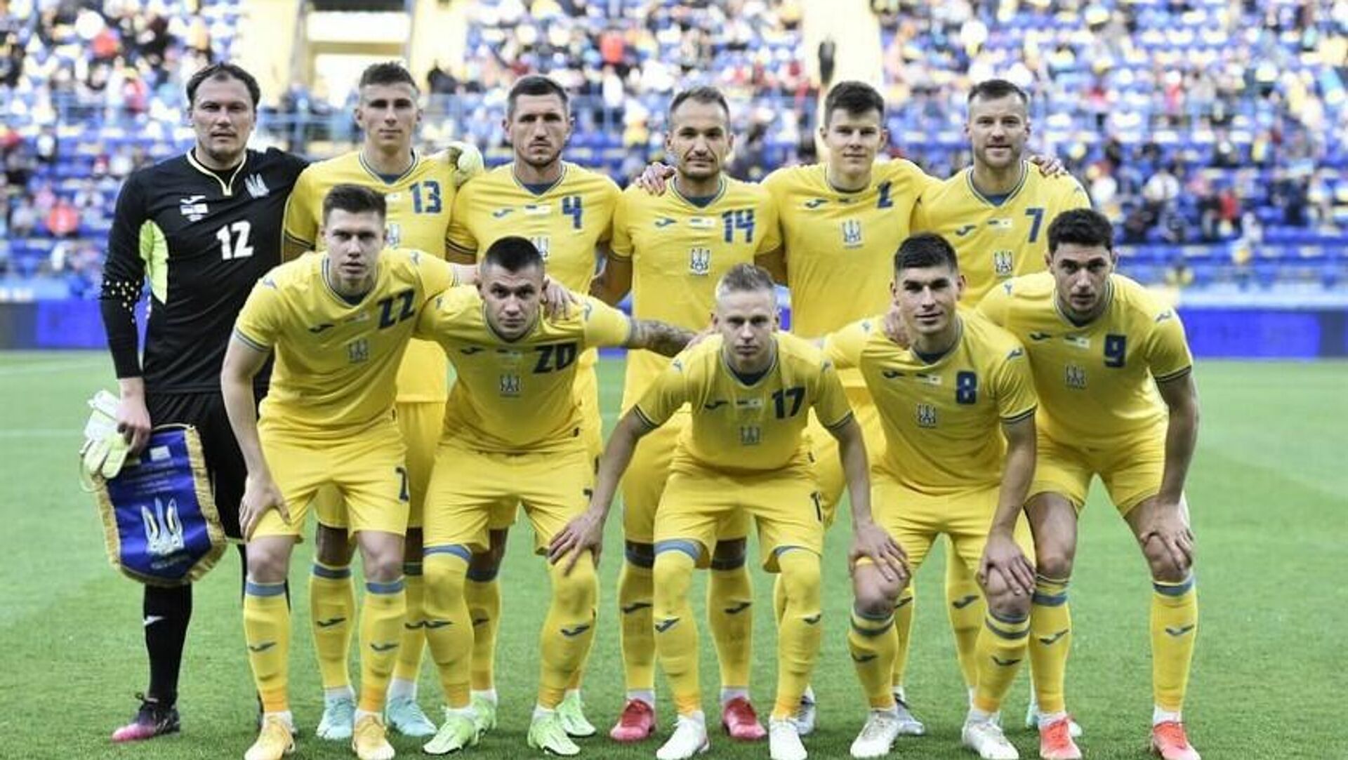 Футболисты сборной Украины после поражения в матче попросили тренера выйти