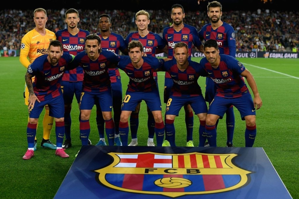 В сети появилось фото с третьей формы «Барселоны» на следующий сезон