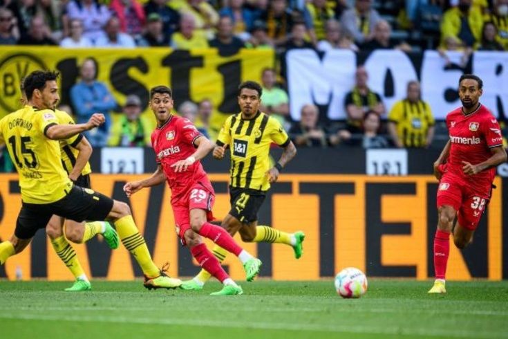 Дортмундская «Боруссия» с минимальным счетом обыграла леверкузенский «Байер» на старте сезона Бундеслиги