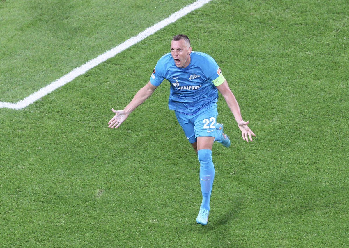 Игроки «Зенита» Дзюба и Малком забили два гола в ворота «Бетиса» в матче 1/16 Лиги Европы