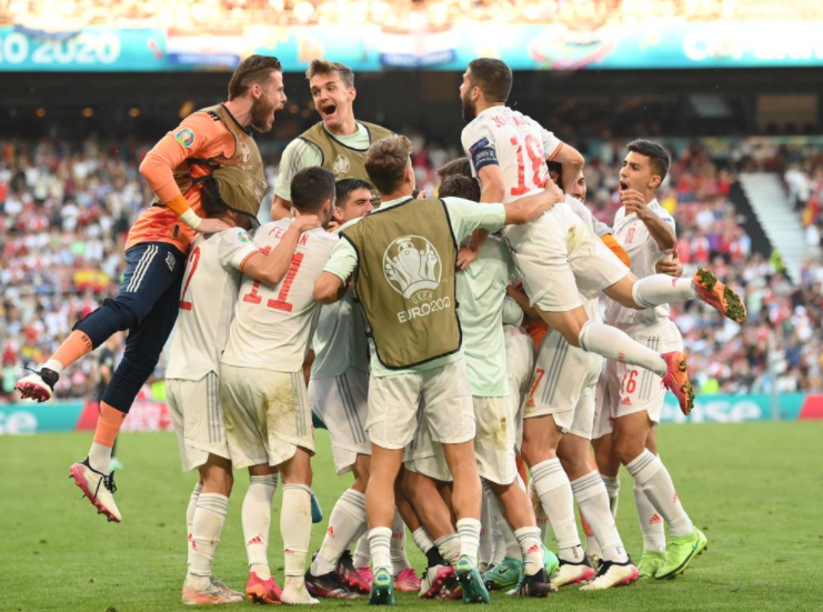Испания установила рекорд чемпионатов Европы, забив пять голов в двух играх подряд