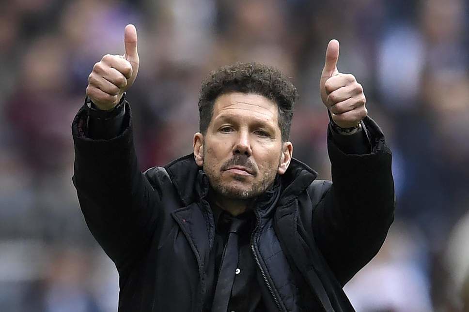 Главный тренер мадридского «Атлетико» Симеоне заявил, что Ла Лига проиграла с уходом Месси и Роналду
