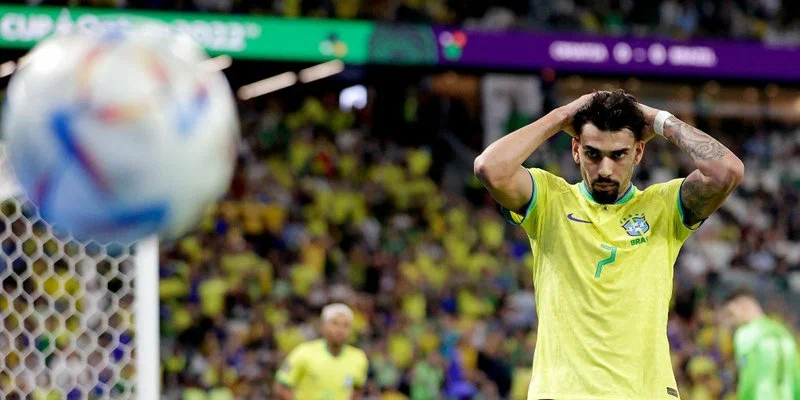 Хавбек сборной Бразилии Пакета заявил, что вылет с ЧМ-2022 причинил ему наибольшие страдания в жизни
