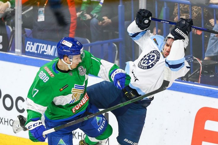 Две шайбы Кадейкина принесли «Салавату Юлаеву» третью победу над «Сибирью» в серии плей-офф КХЛ