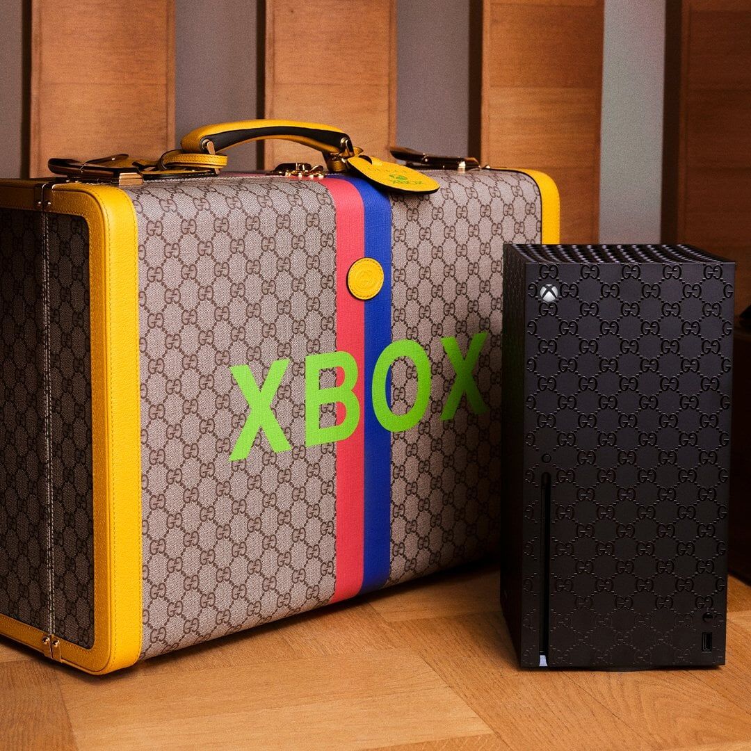 Gucci выпустит лимитированную серию чемоданов для Xbox