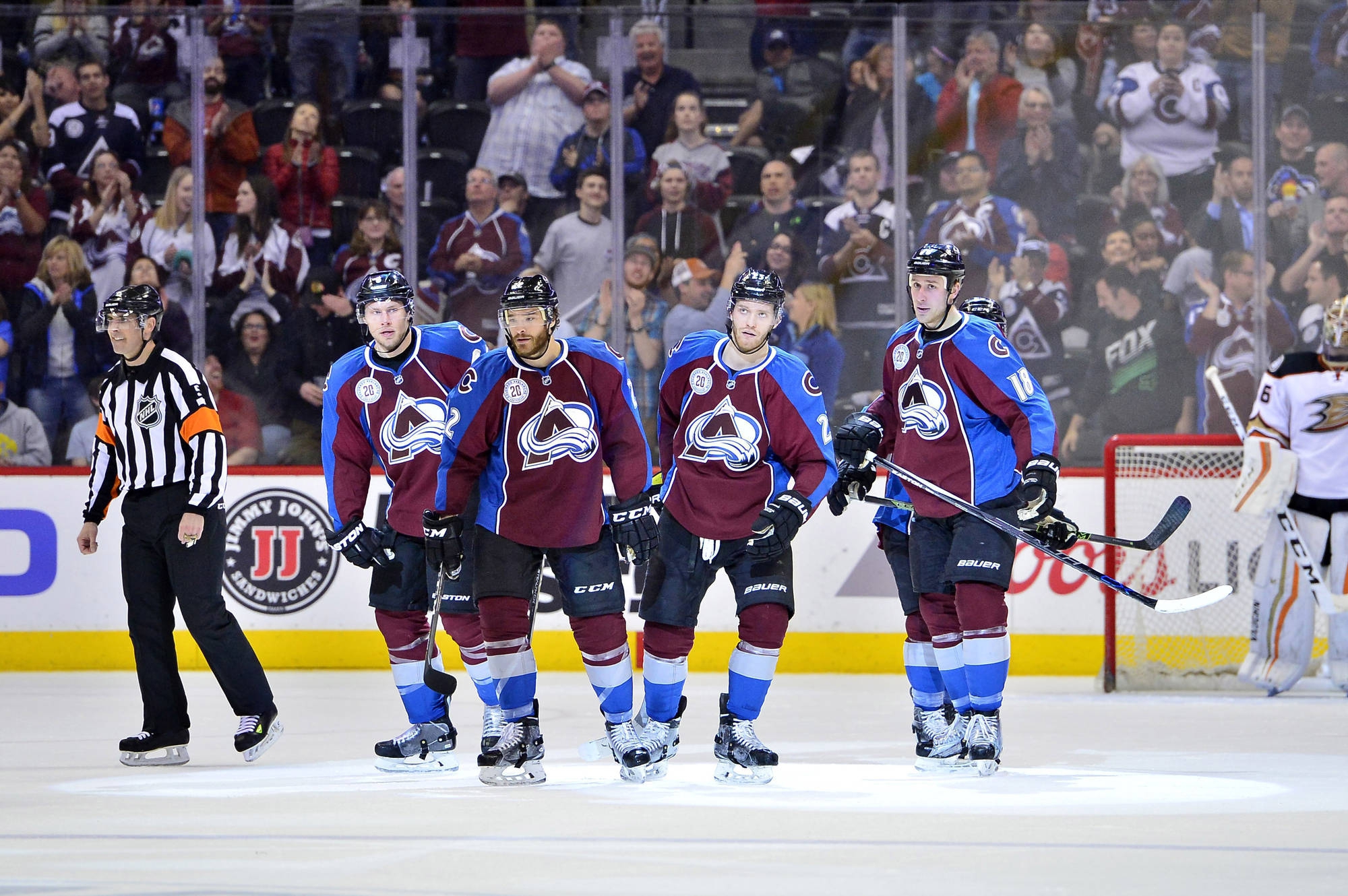 Colorado avalanche. Хк Колорадо Эвеланш. Команда Колорадо. Колорадо НХЛ.